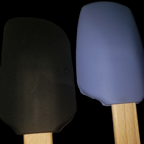 DISNEY HOCUS POCUS SILACONE SPATULA & SPOON SET NIP - Picture 2 of 8